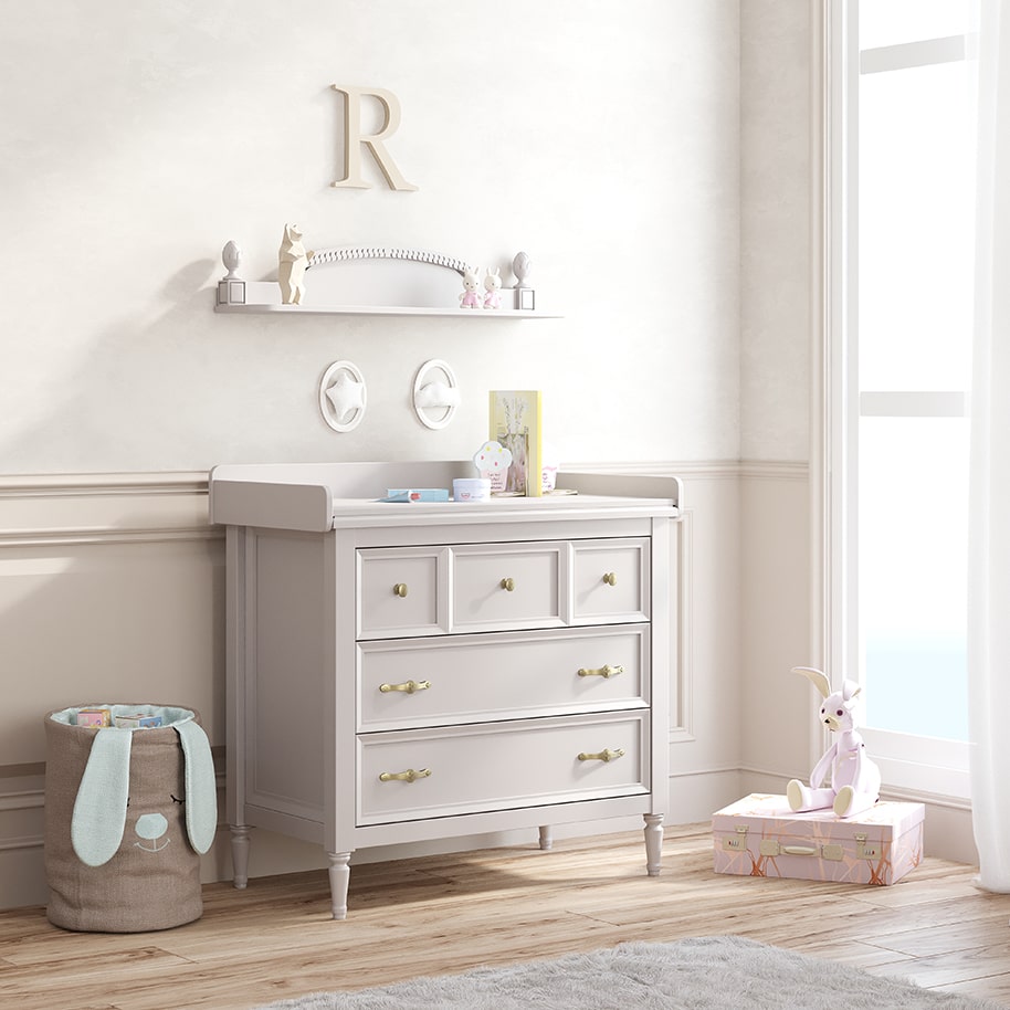 Romantic Baby diaper changing table