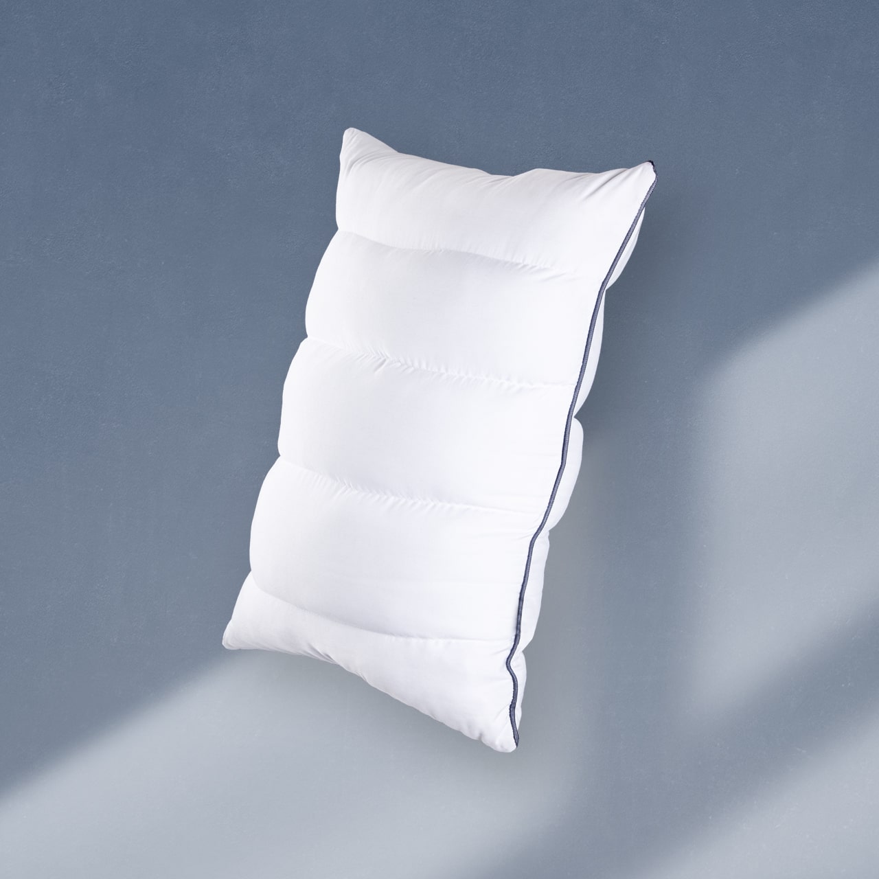 Premium balsa medical pillow