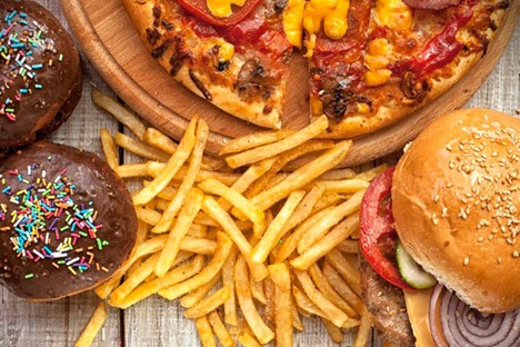 بدترین خوراکی ها برای خواب